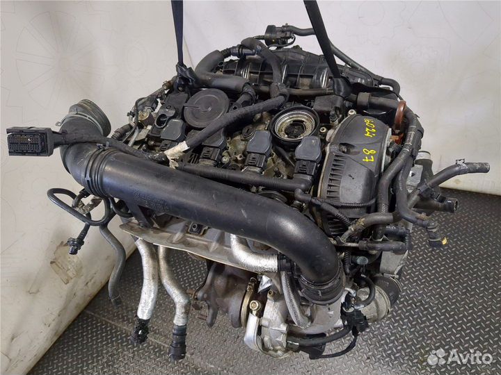 Двигатель разобран Volkswagen Passat CC, 2011