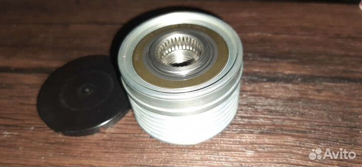 Продам обгонную муфту(шкив) генератора