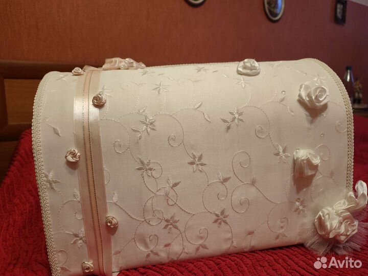 Свадебный сундук для денег