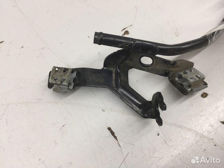 Трубка системы охлаждения (Volkswagen Passat)