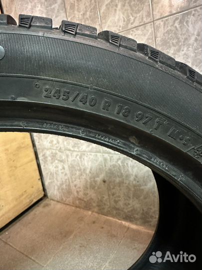 Continental ContiIceContact 245/40 R18 97T