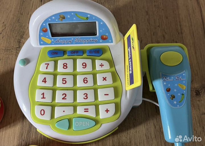 Игрушечная касса с продуктами