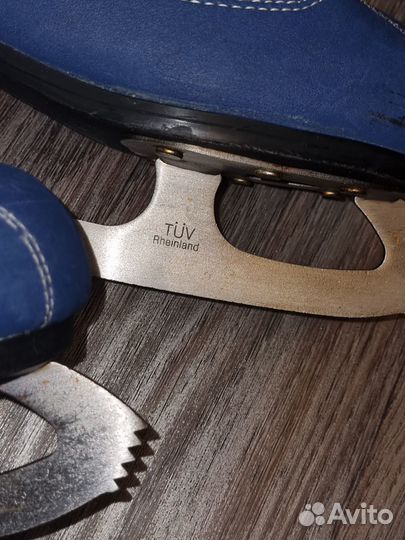 Коньки для фигурного катания