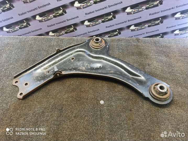 Рычаг передний левый Рено Лагуна 2