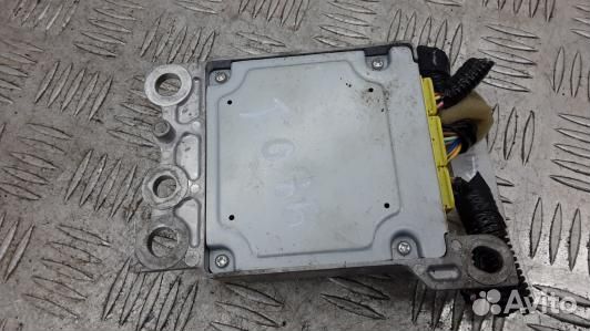 Блок управления airbag nissan X-trail T31 (98O01OQ
