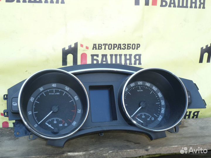 Skoda superb Щиток приборов 1.8 DSG 2014