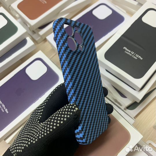 Чехол на iPhone 13 Pro синий карбон (силикон)