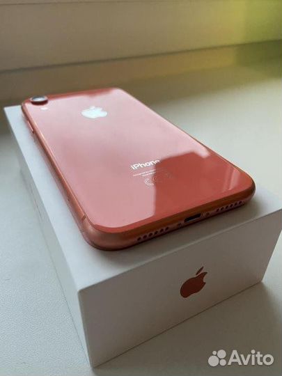 iPhone Xr, 64 ГБ