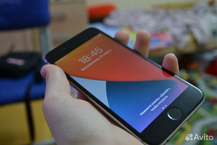 iPhone 6S, 32 ГБ