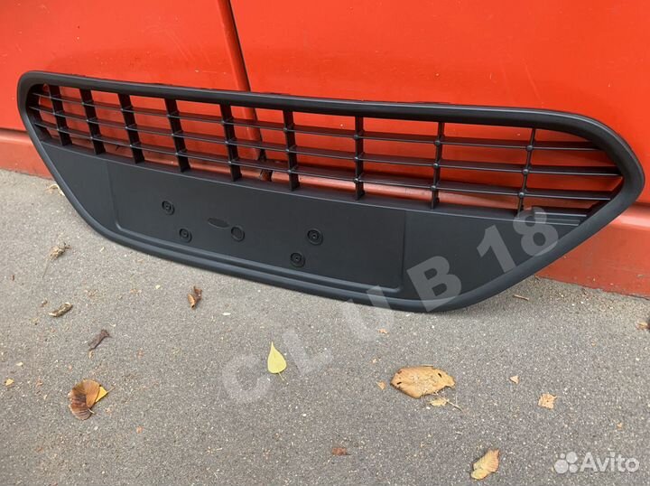 Решетка в бампер Ford Focus 2 2008-2011 черная