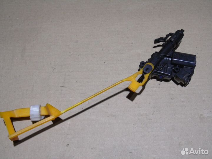 Моторчик лючка бензобака Лексус IS