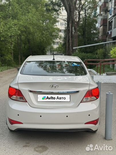 Hyundai Solaris 1.4 AT, 2015, 275 000 км