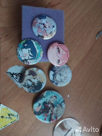 Значки и стенд по геншин инпакт