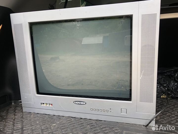 Продам телевизор бу