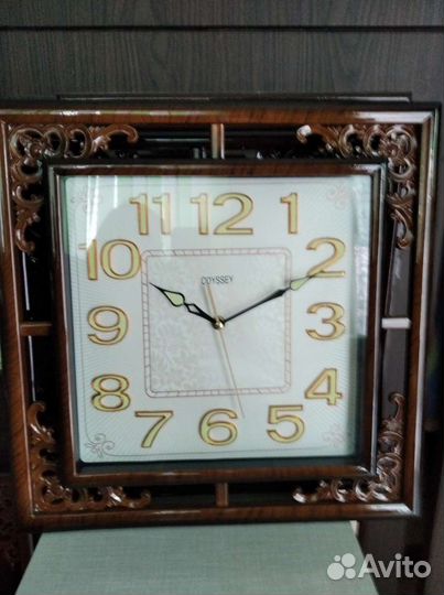 Часы настенные