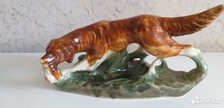 Фарфоровая статуэтка Охотничья собака