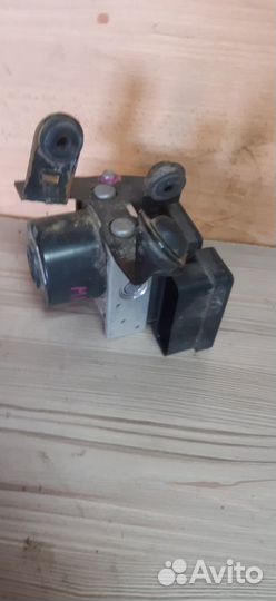 Блок abs Mazda 3 BK 2008