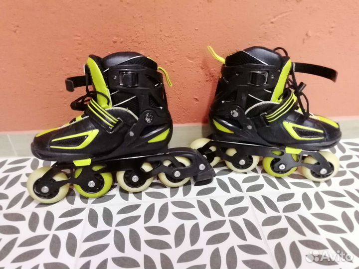 Роликовые коньки детские Reaction 31-36 и защита