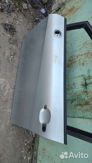 Левая дверь Seat Leon 2