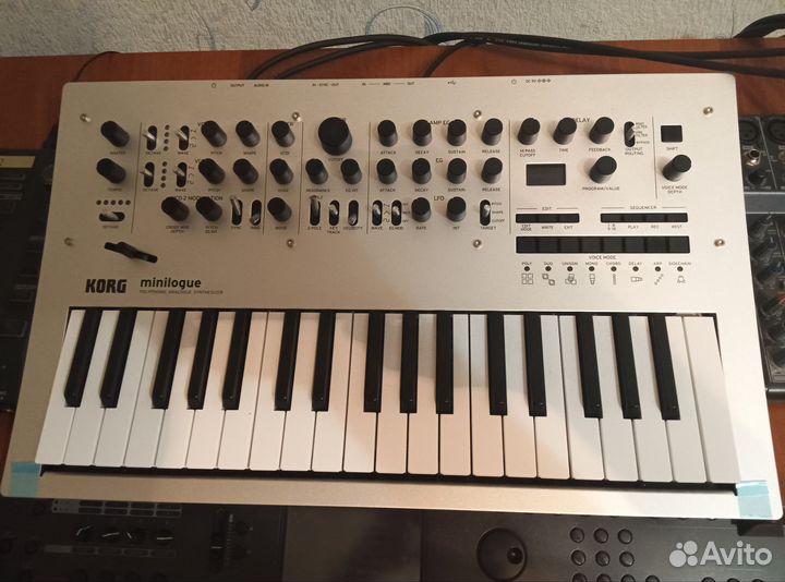 Korg kaossilator pro. Korg minilog