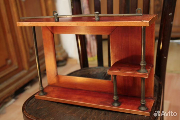 Полка старинная настенная