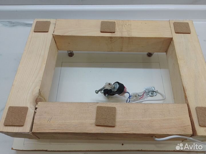 Вибростолик для мыла, свечей, гипса 38х27 см