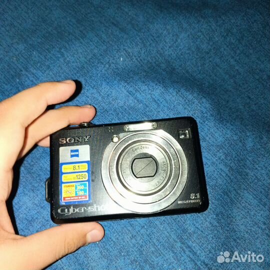 Sony cyber shot dsc-W100
