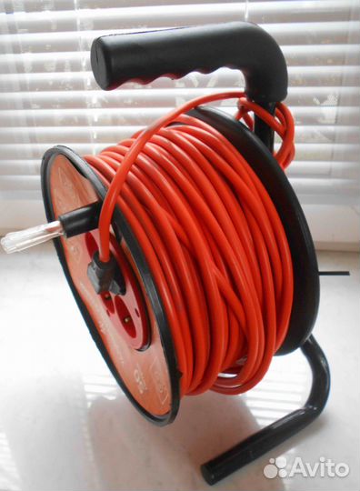 Удлинители силовые на катушке 20м и 50м новые