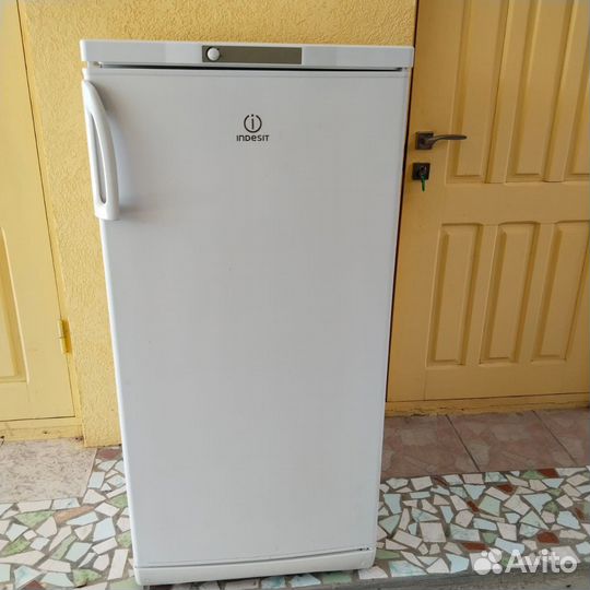 Холодильник indesit no frost бу