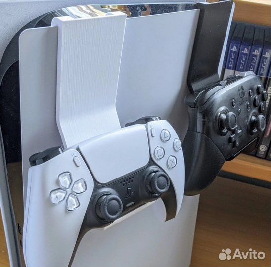 Подставки, вешалки, держатели под Playstation 5