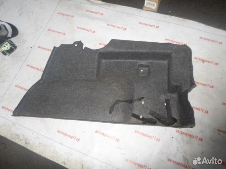 Обшивка багажника правая Iran Khodro Samand 2003