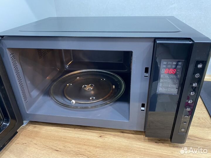 Микроволновая печь redmond RM-2302D