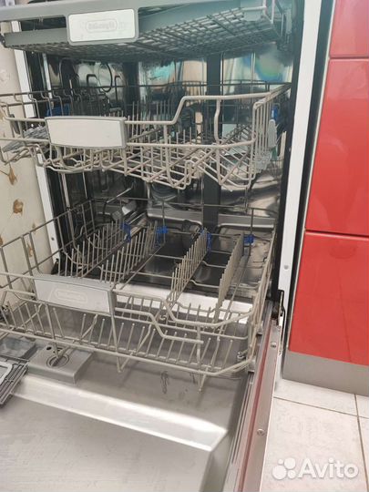 Посудомоечная машина DeLonghi