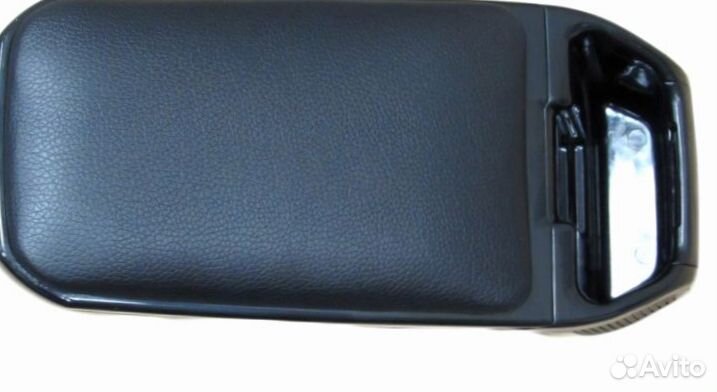 Подлокотник Skoda Fabia 2 2007-2015