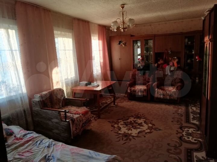 Дом 64 м² на участке 14 сот.