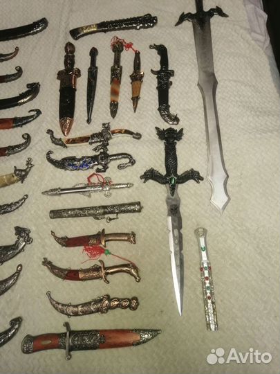Ножи сувенирные, коллекционные