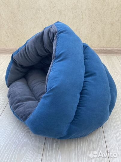 Лежанка для собак и кошек