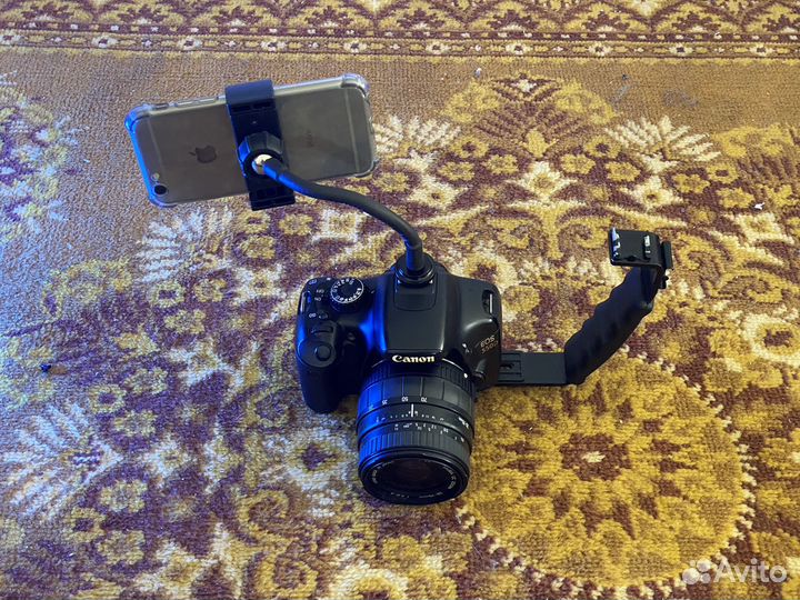 Зеркальный фотоаппарат canon 550d