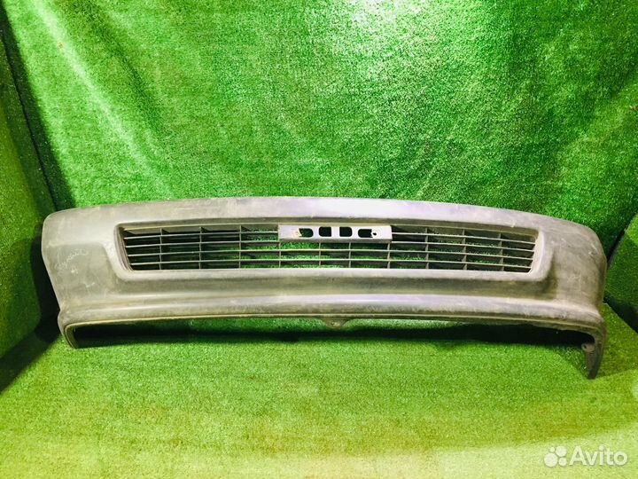 Бампер передний Toyota Town Ace R20R30 Серыйцарапи