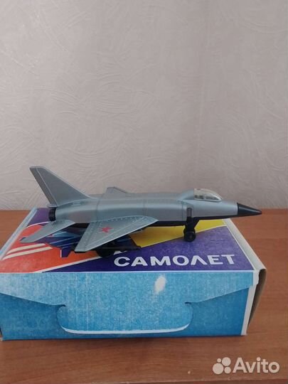 Модель самолёта Су-15