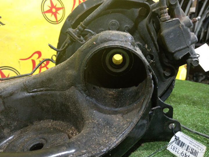 Ступица задняя правая Mitsubishi Grandis NA4W 4G69