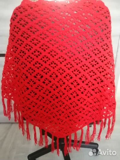 Вязанный платок ручной работы
