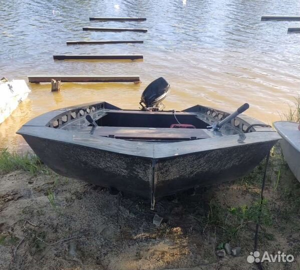 Прокат аренда лодки с мотором