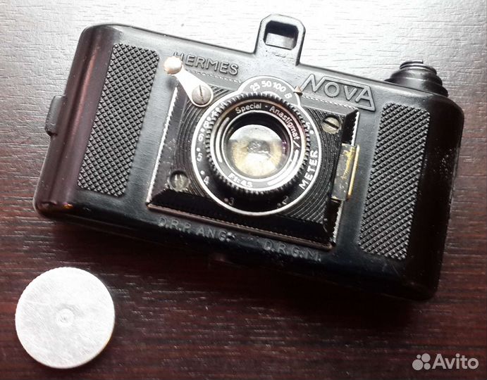Немецкий трофейный фотоаппарат ВОВ Hermes Nova