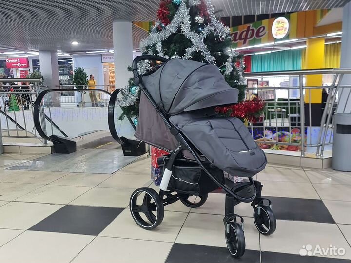 Коляска LuxMom G30