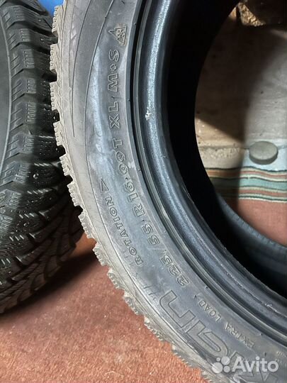 Nokian Tyres Hakkapeliitta 4 225/55 R16