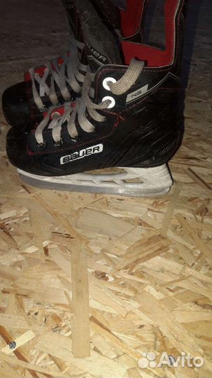 Хоккейные коньки bauer
