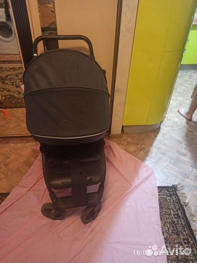 Прогулочная коляска, трость, бу