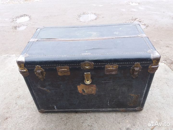Сундук антикварный американский