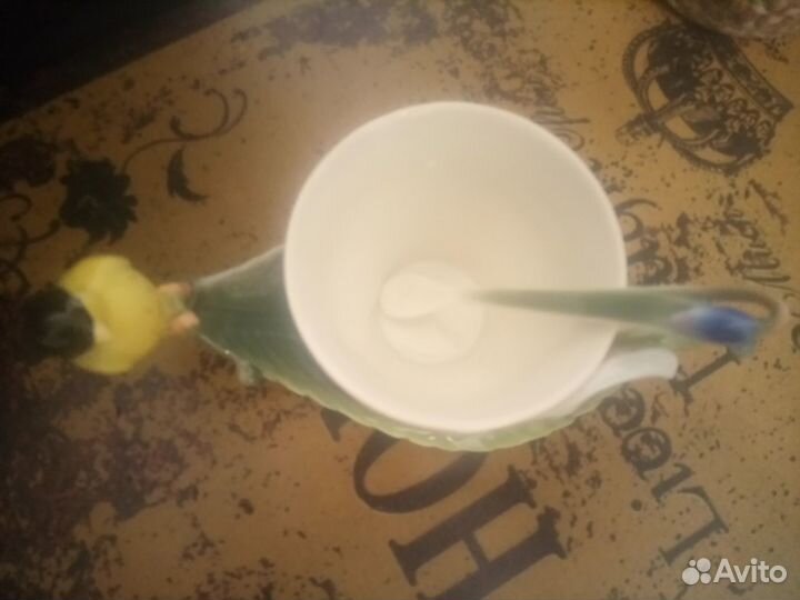 Чайная чашка и блюдце